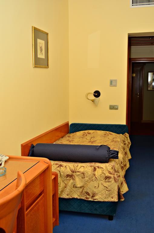 Garni Hotel Park Палич Экстерьер фото