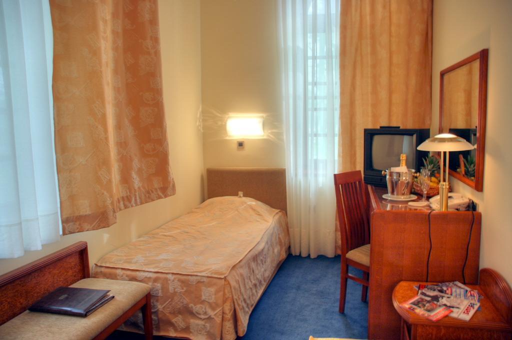 Garni Hotel Park Палич Экстерьер фото