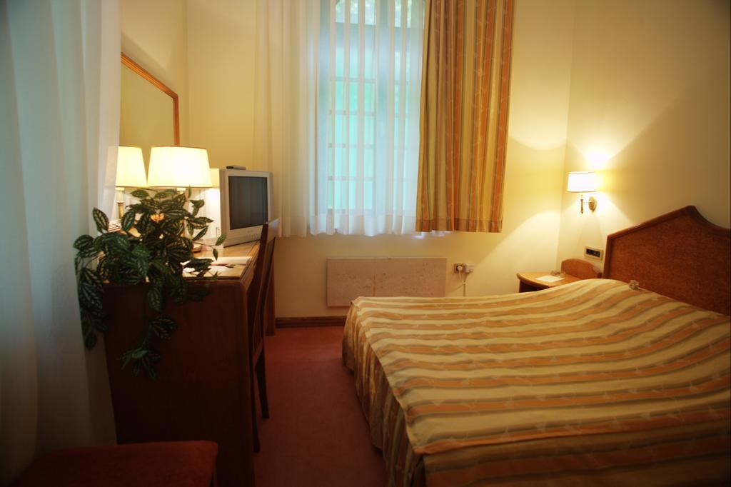 Garni Hotel Park Палич Экстерьер фото