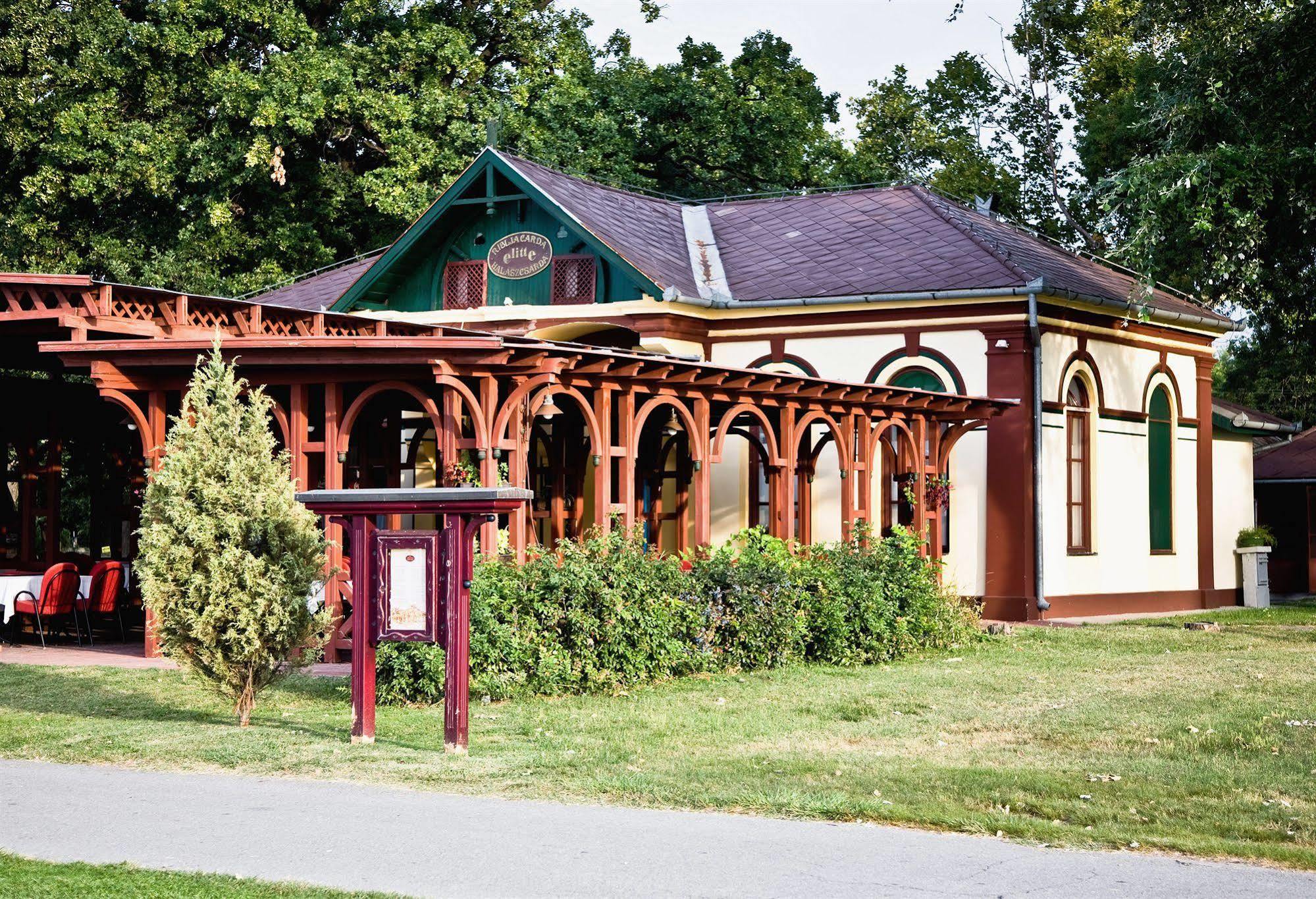 Garni Hotel Park Палич Экстерьер фото